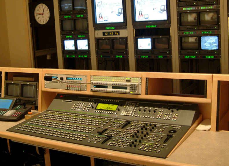 TV-MC News Room Desks